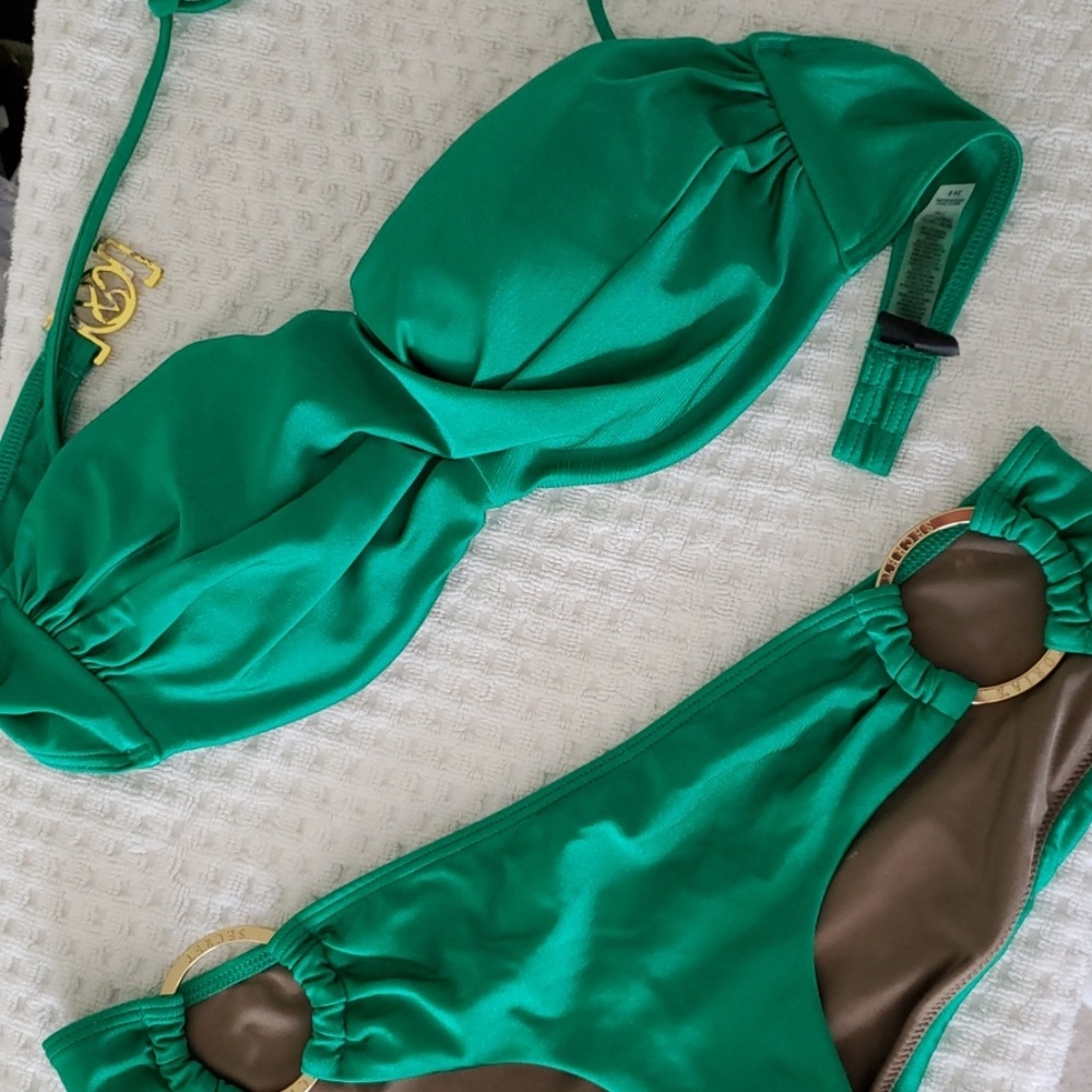 Victoria's Secret bikini twist top kelly green